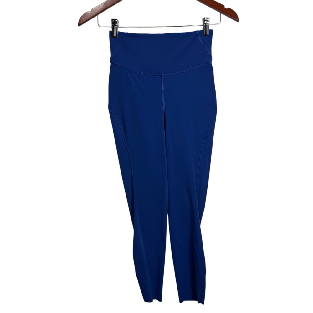 Lululemon Base Pace HR Crop 23" Blue Size 4